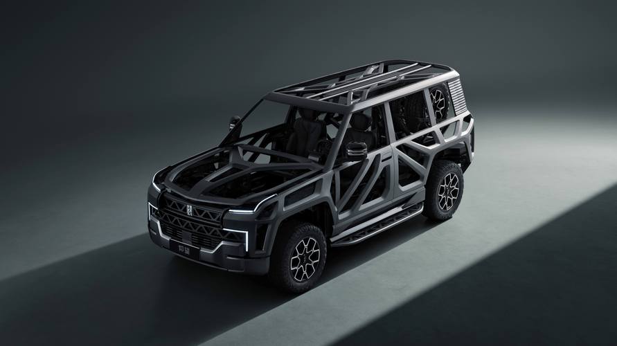 深圳南山区德维铁企业管理咨询仰望U8硬派越野的科技魅力，国能汽车对传统燃油车市场的冲击